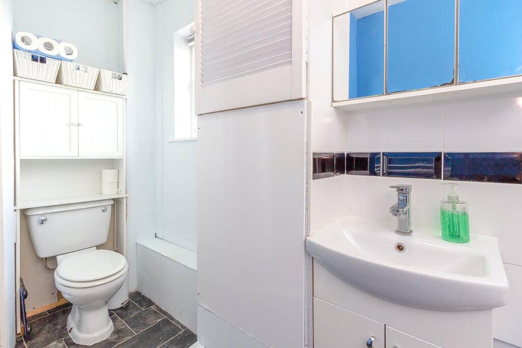 3 bed Terraced