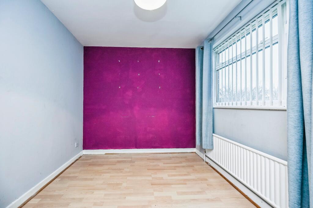 4 bed Detached