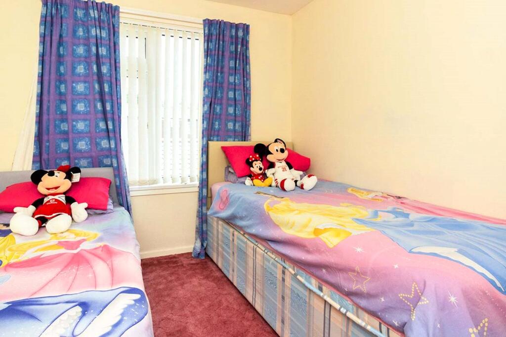 3 bed Terraced