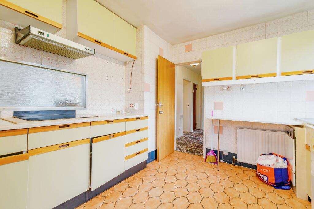 2 bed Detached Bungalow