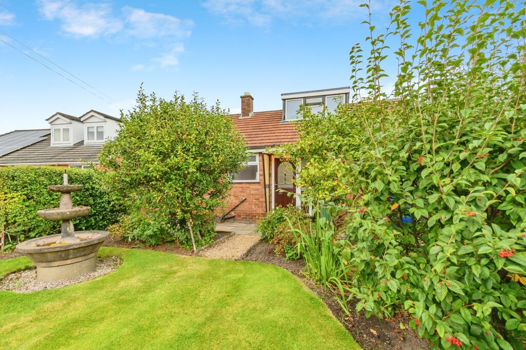 2 bed Detached Bungalow