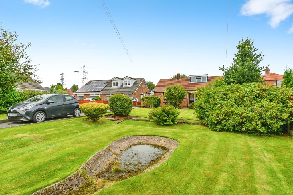 2 bed Detached Bungalow
