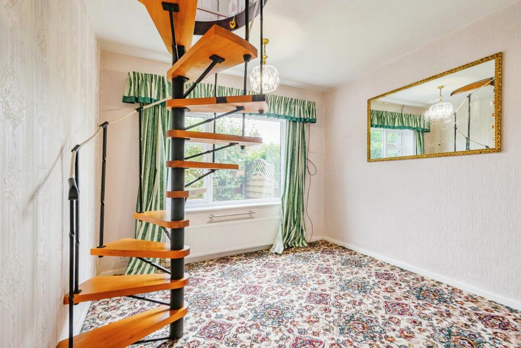 2 bed Detached Bungalow