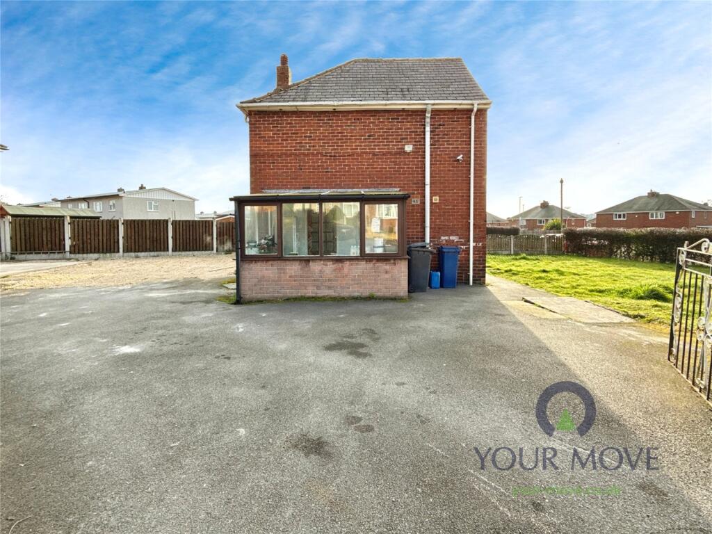 4 bed Semi-Detached