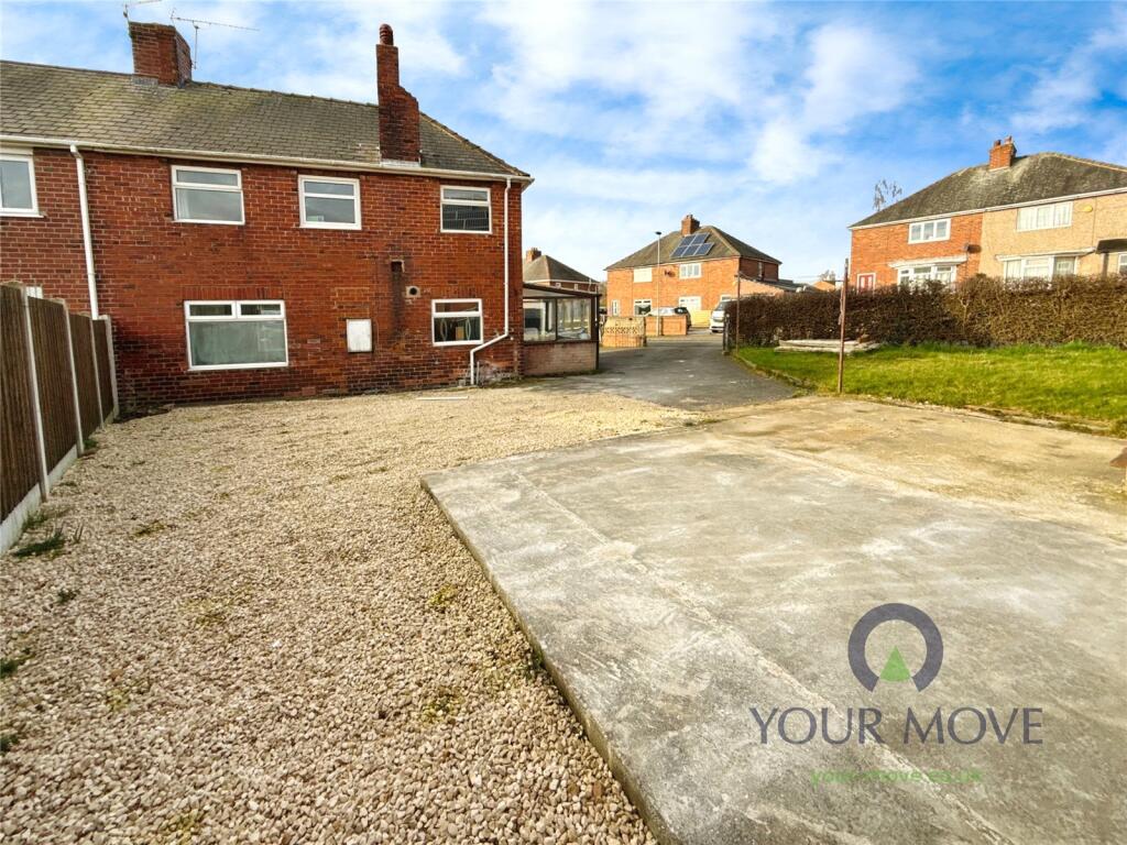 4 bed Semi-Detached
