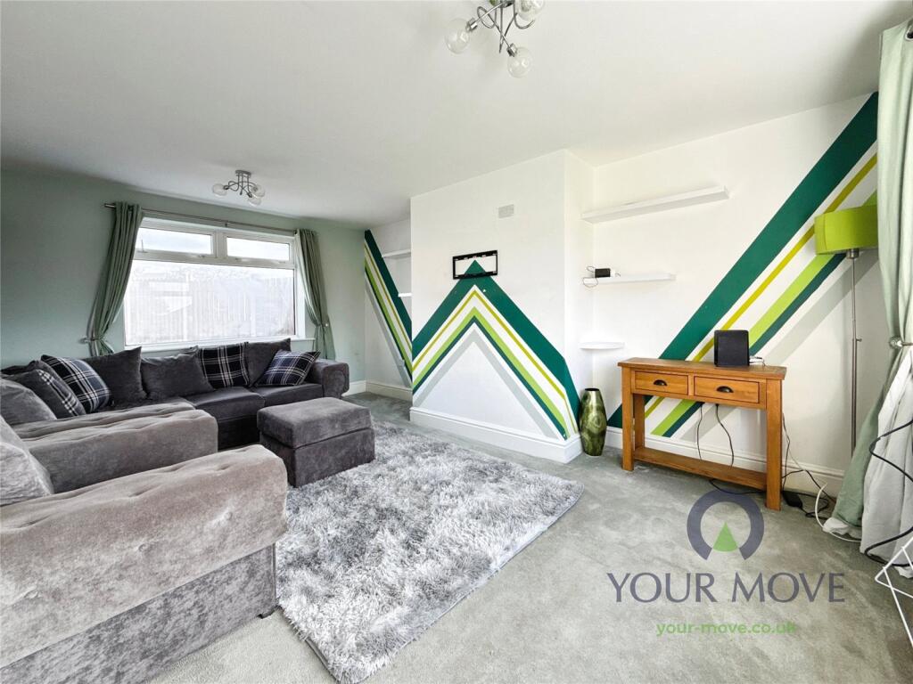 4 bed Semi-Detached