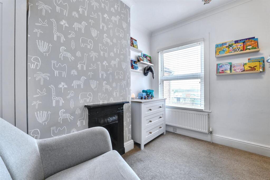 3 bed Terraced