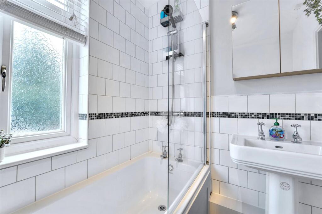 3 bed Terraced