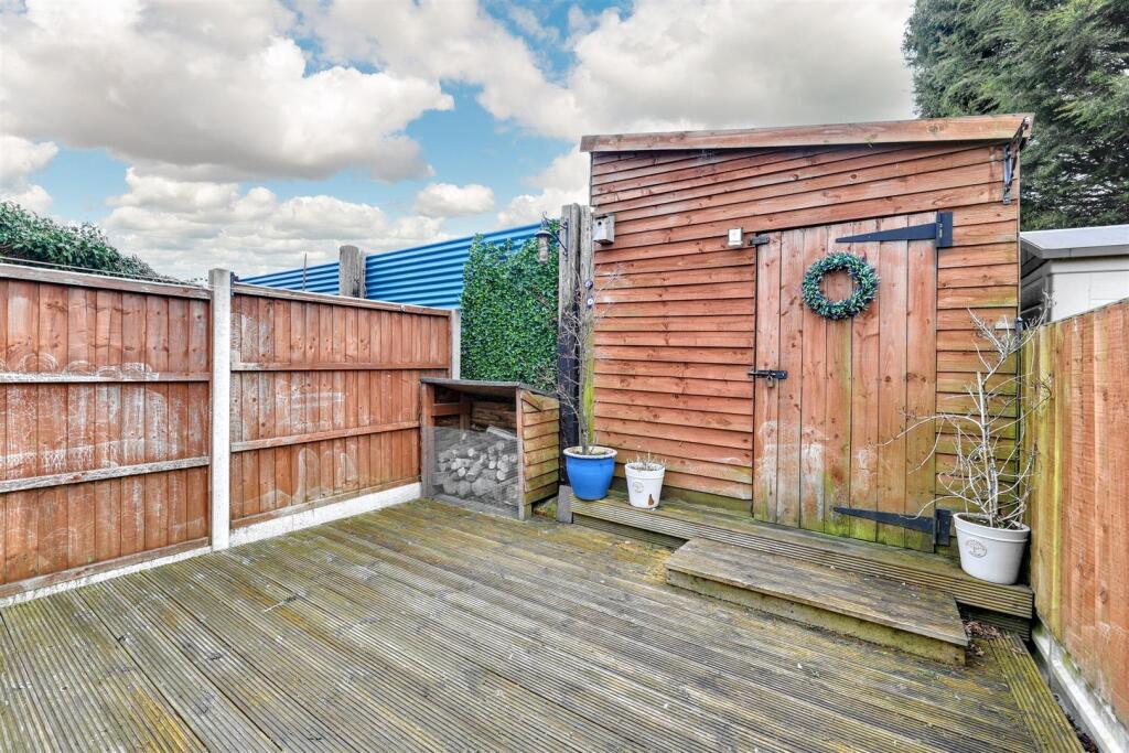 3 bed Terraced