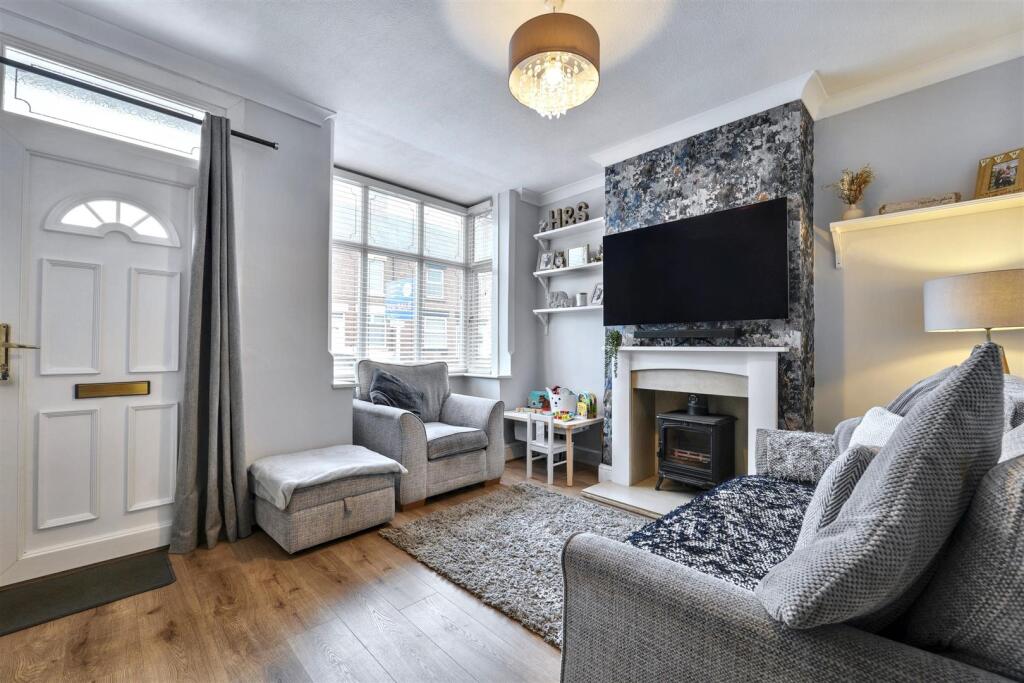 3 bed Terraced