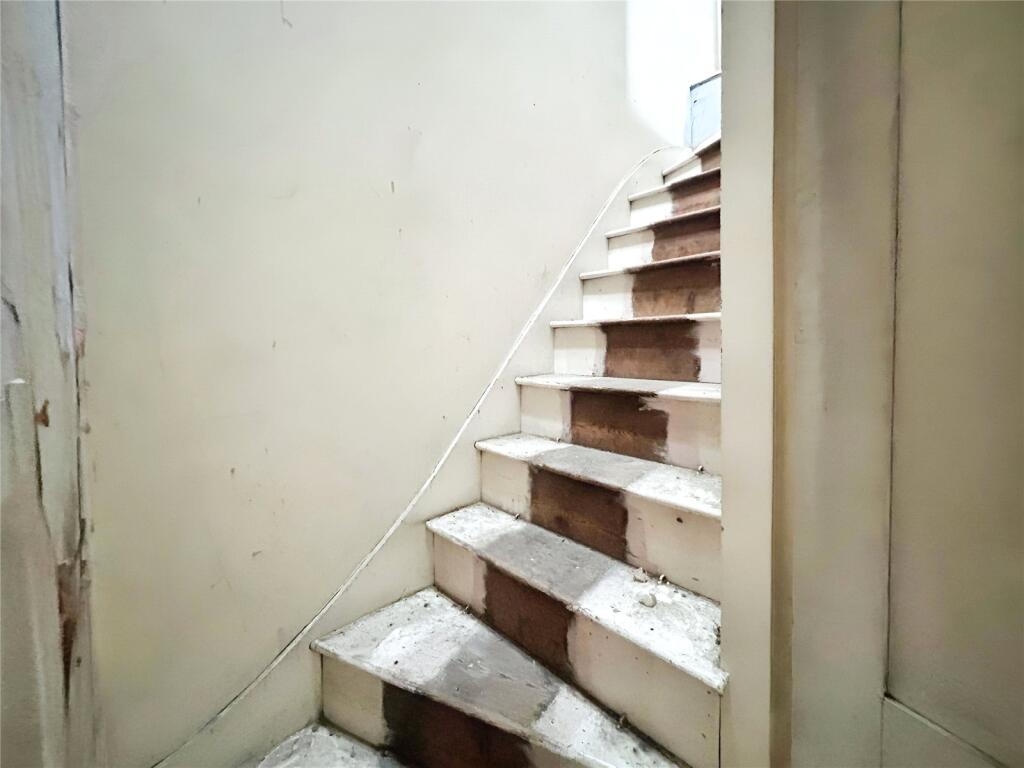 4 bed Character Property