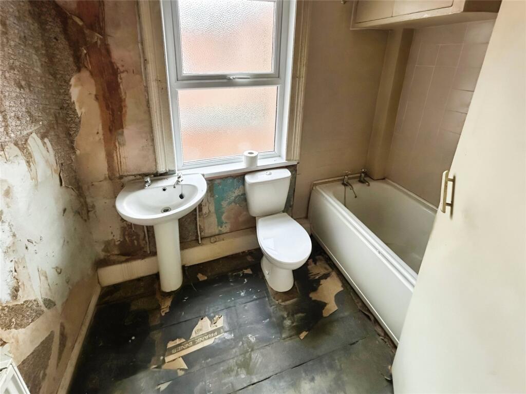 4 bed Character Property