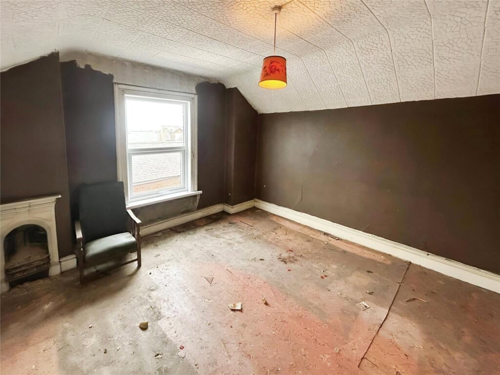 4 bed Character Property