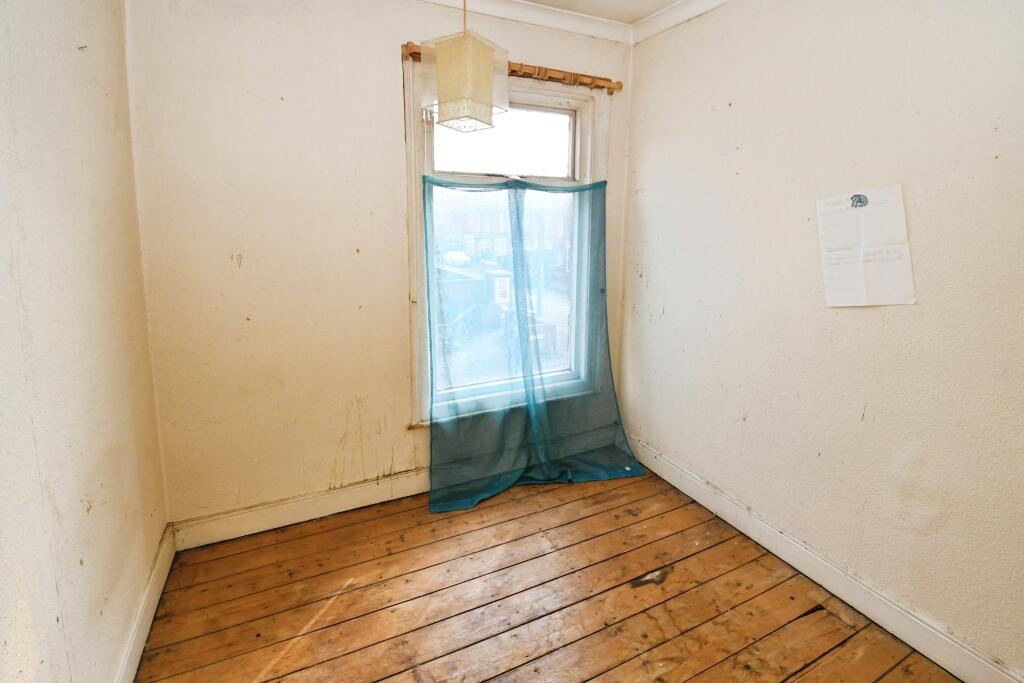 3 bed Terraced