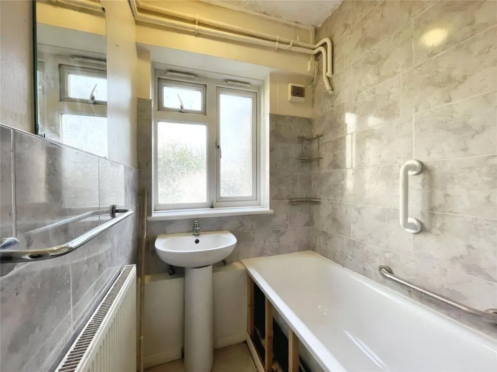 2 bed Apartment