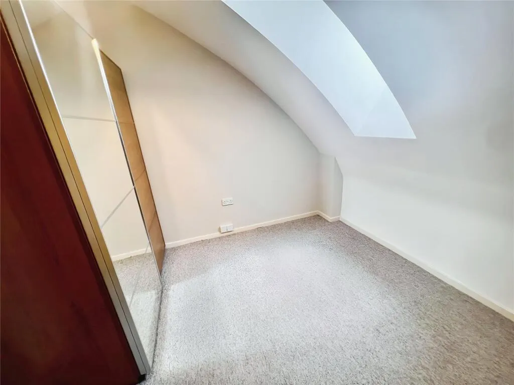 2 bed Apartment