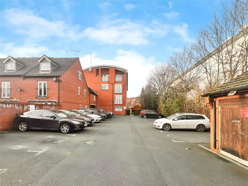 2 bed Apartment