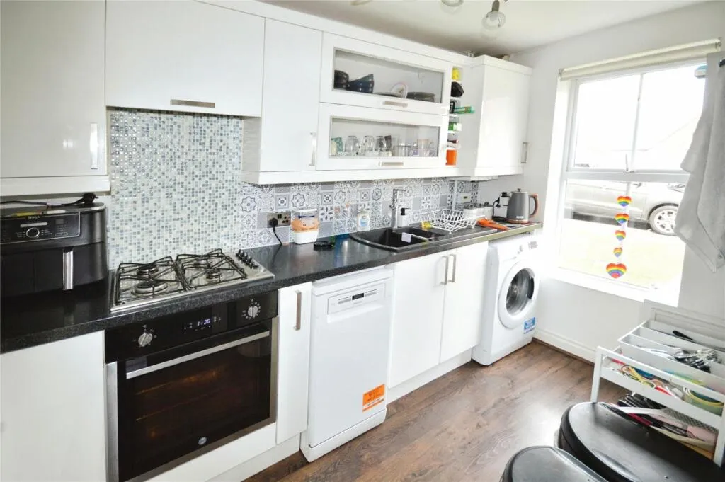 3 bed Town House