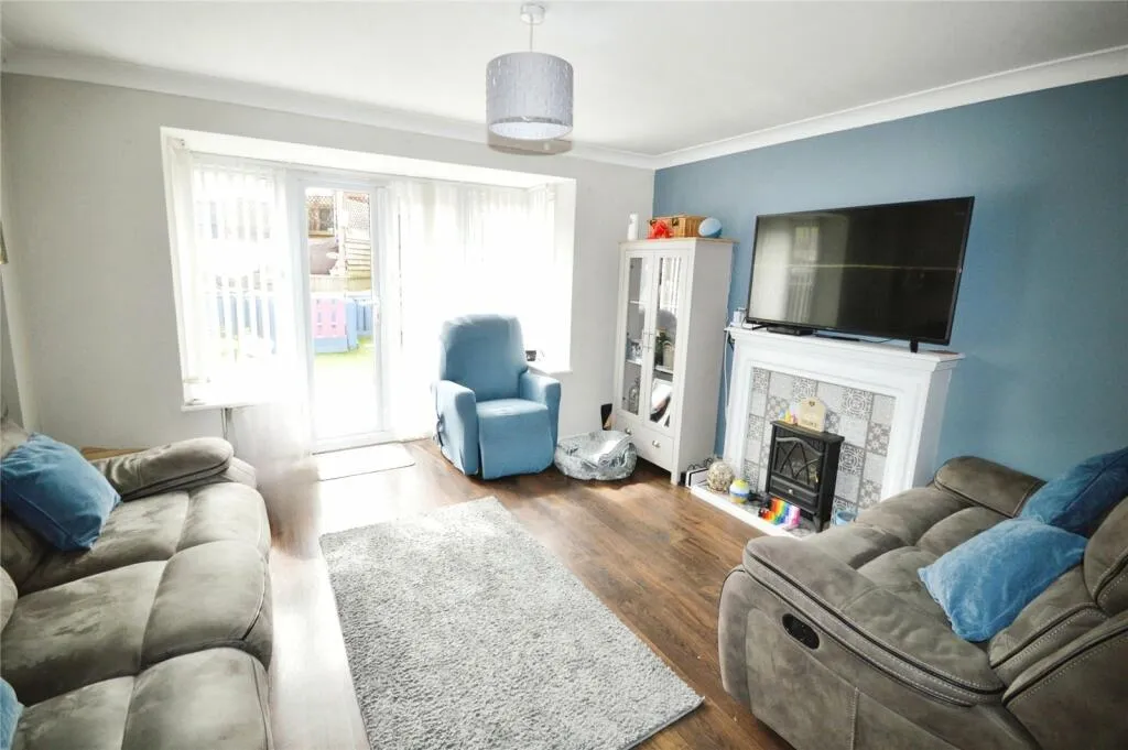 3 bed Town House