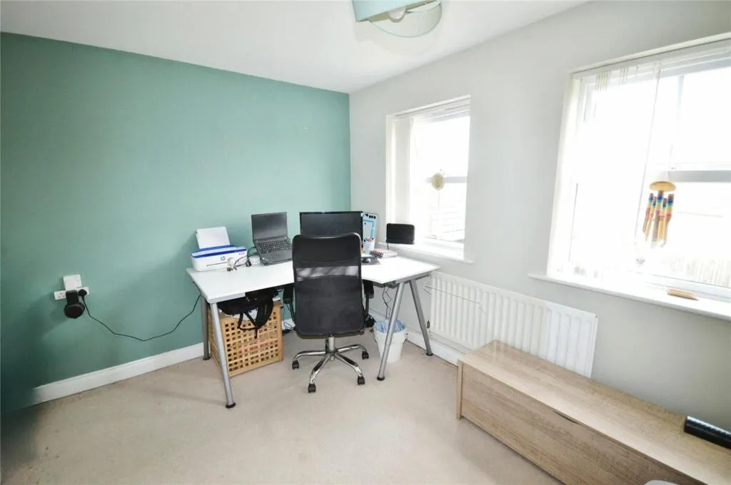 3 bed Town House