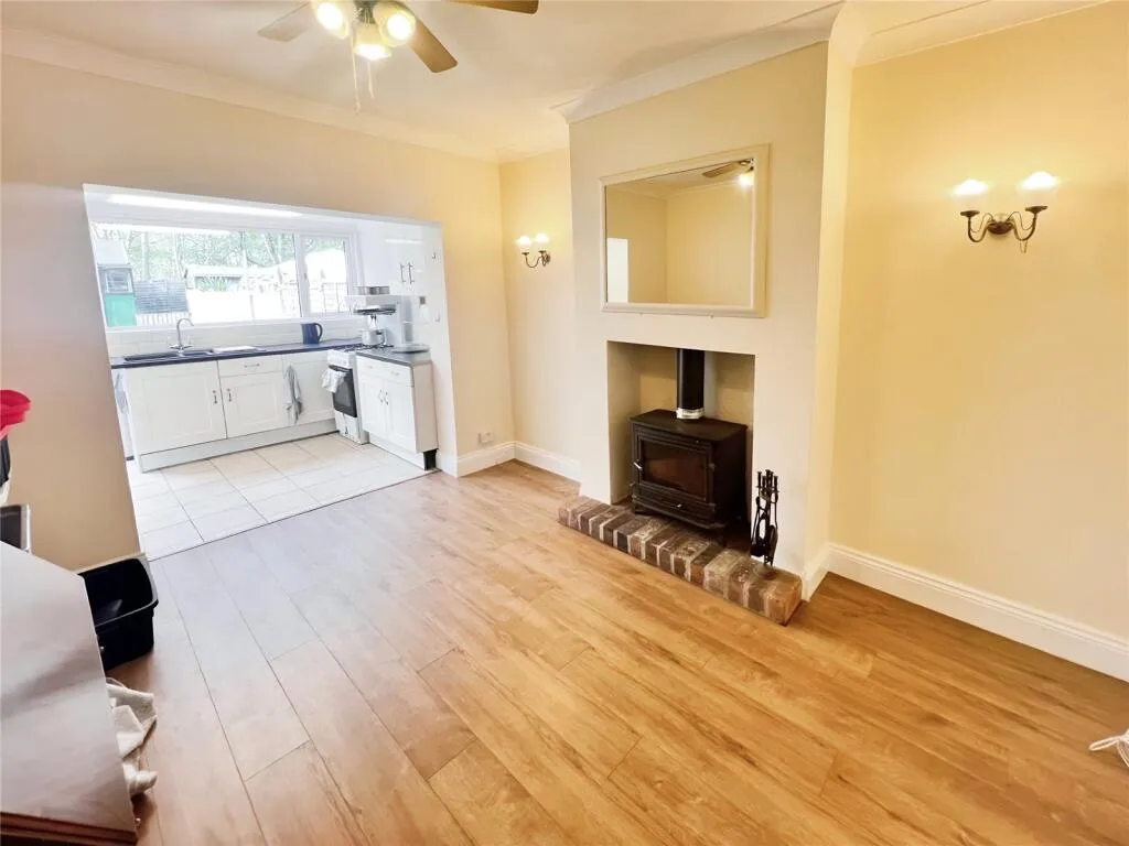 3 bed Semi-Detached