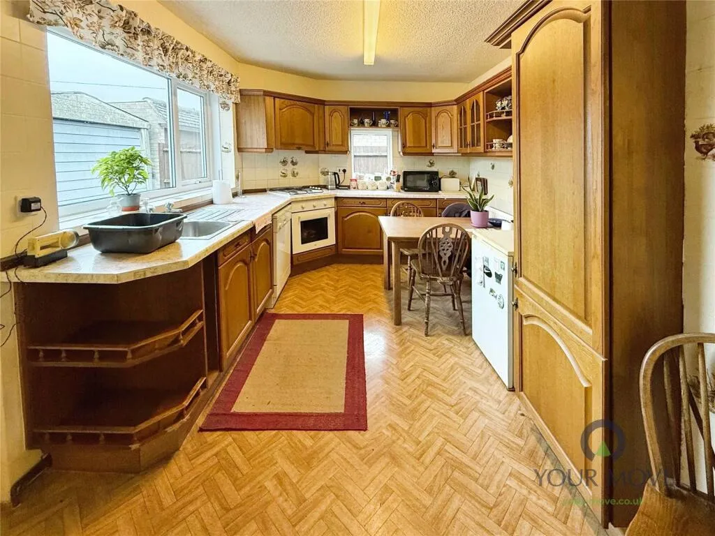 3 bed Detached Bungalow