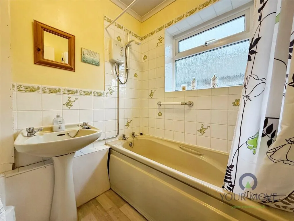 3 bed Detached Bungalow