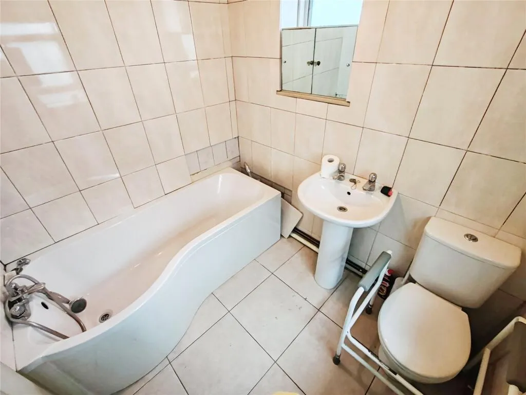 3 bed Terraced