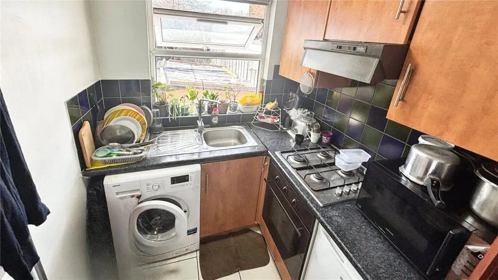 2 bed Mixed Use