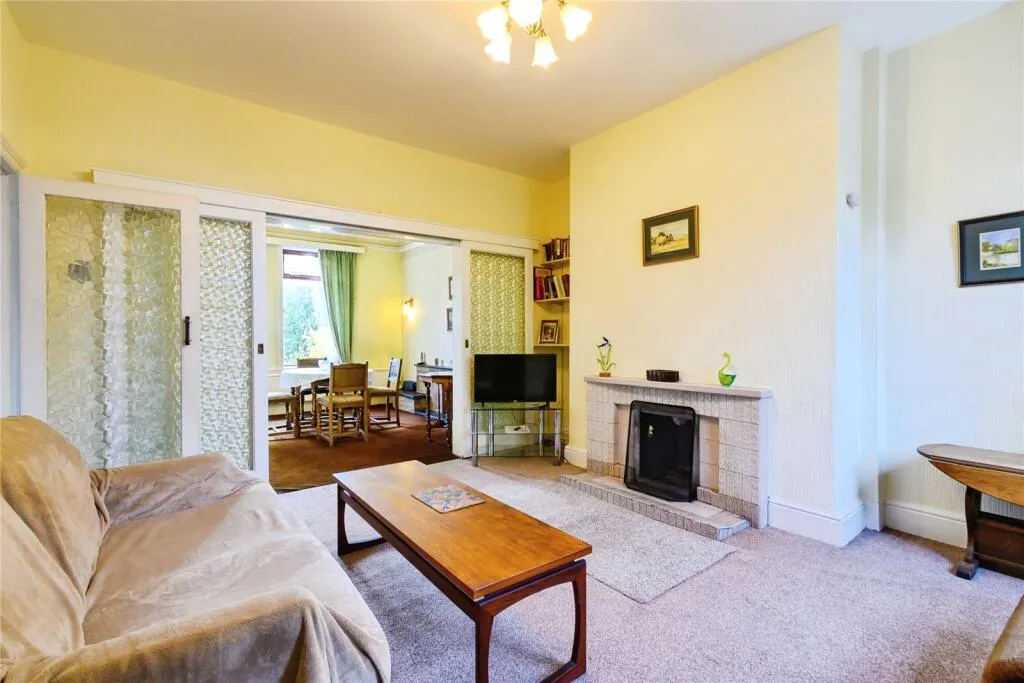 2 bed Semi-Detached