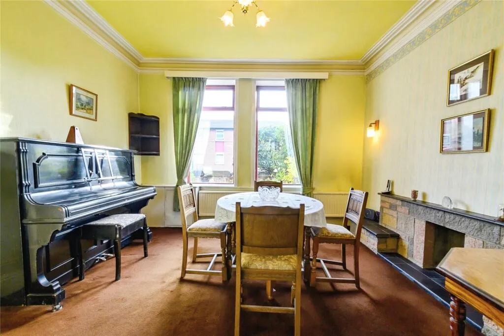 2 bed Semi-Detached