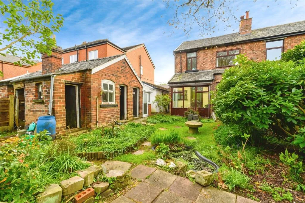 2 bed Semi-Detached