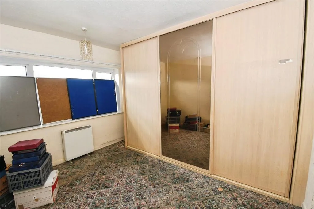 2 bed Semi-Detached Bungalow