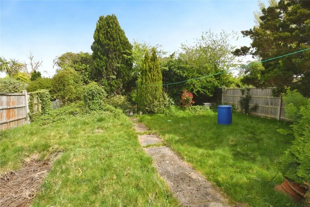 2 bed Semi-Detached Bungalow