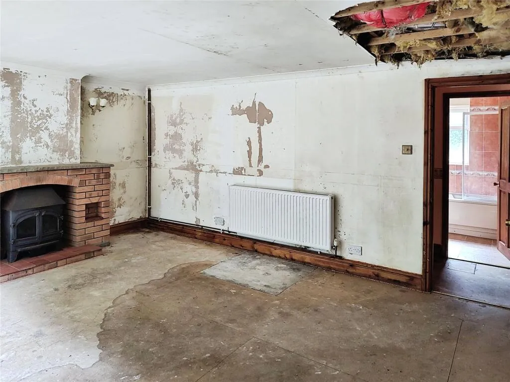 2 bed Detached Bungalow