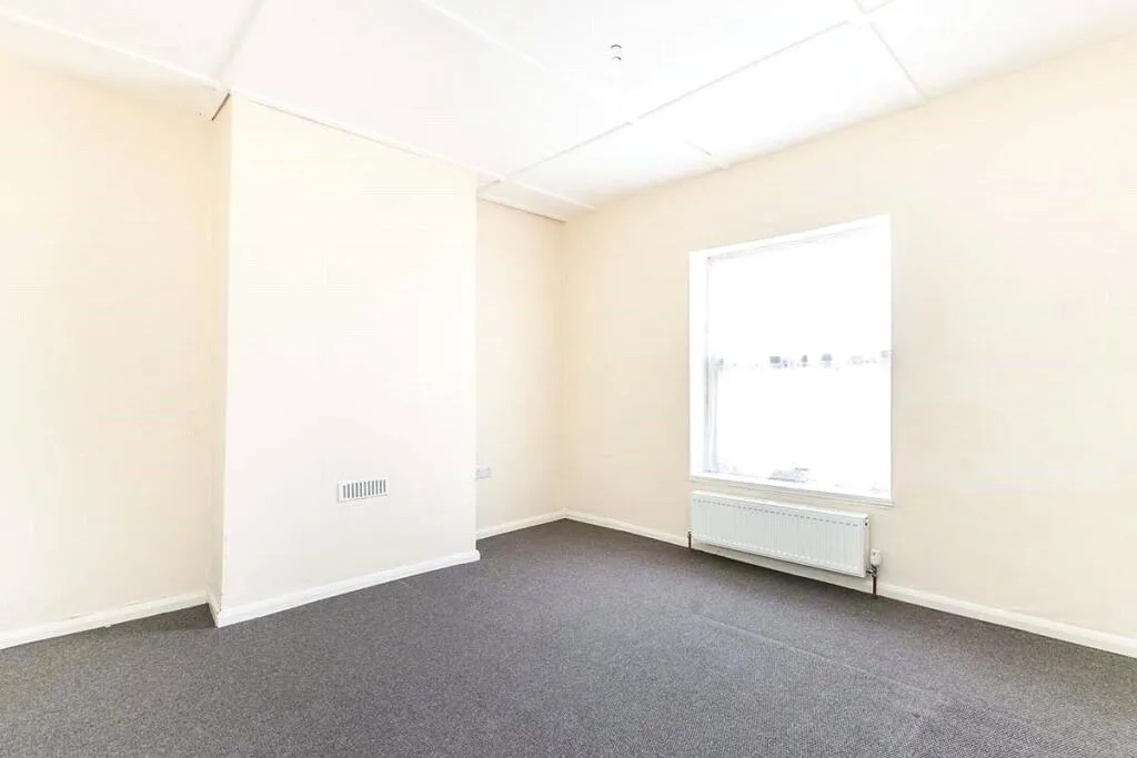 2 bed House