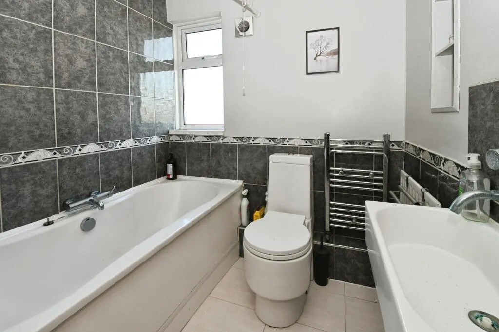 2 bed Terraced