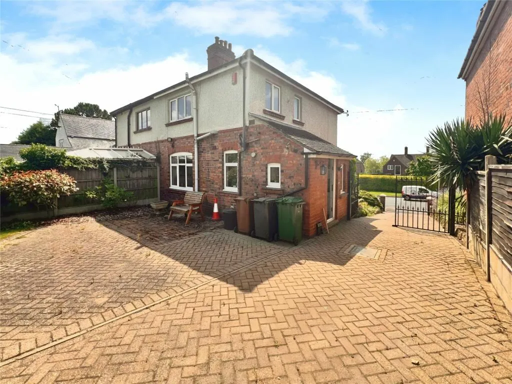 3 bed Semi-Detached