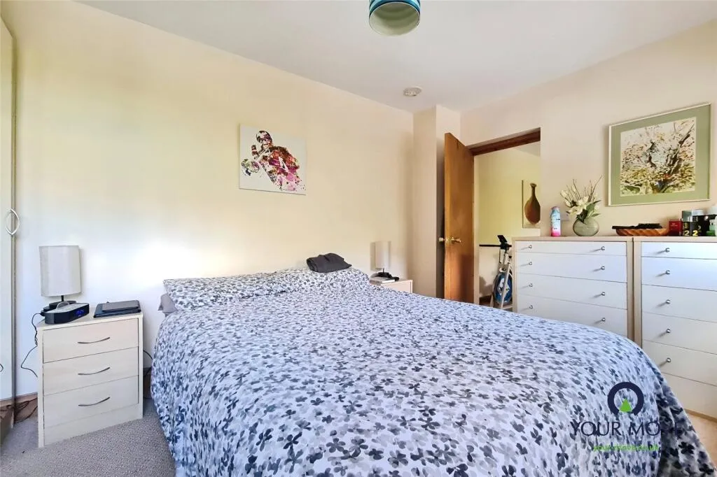 2 bed Block of Apartments