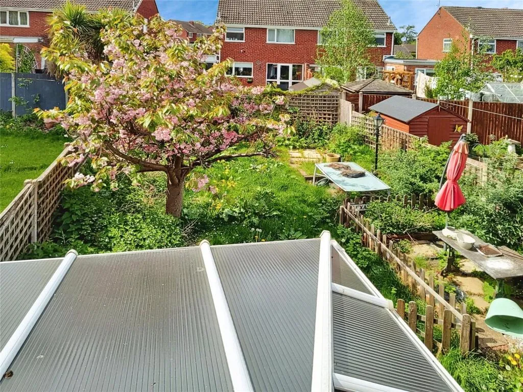 3 bed Semi-Detached