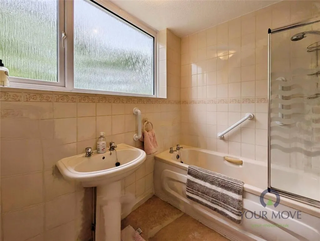 3 bed Semi-Detached