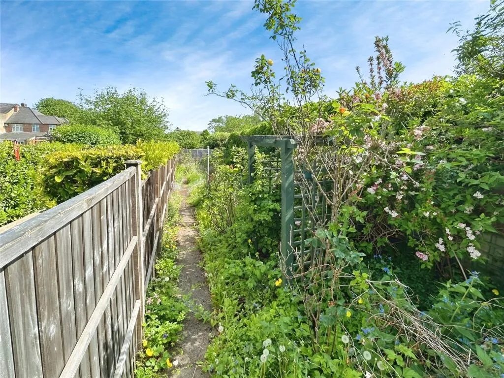 2 bed Terraced