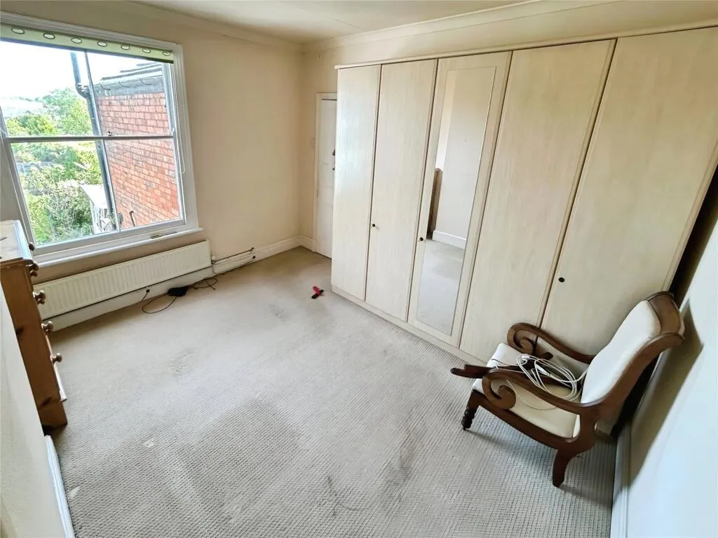 2 bed Terraced