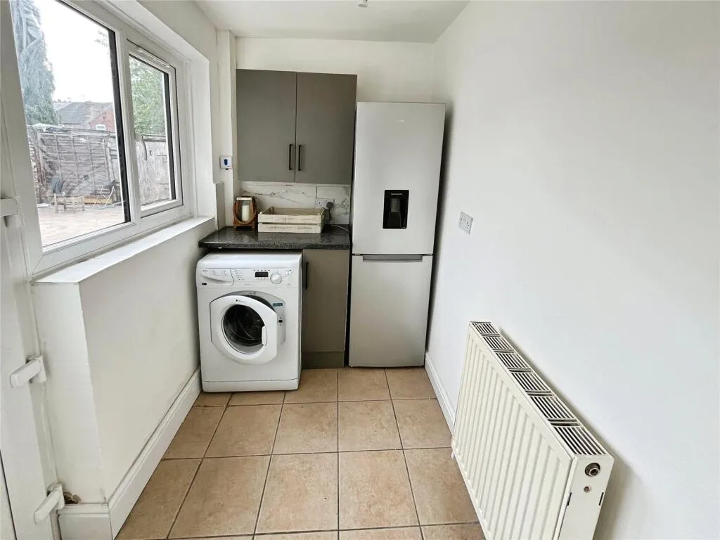 2 bed End of Terrace