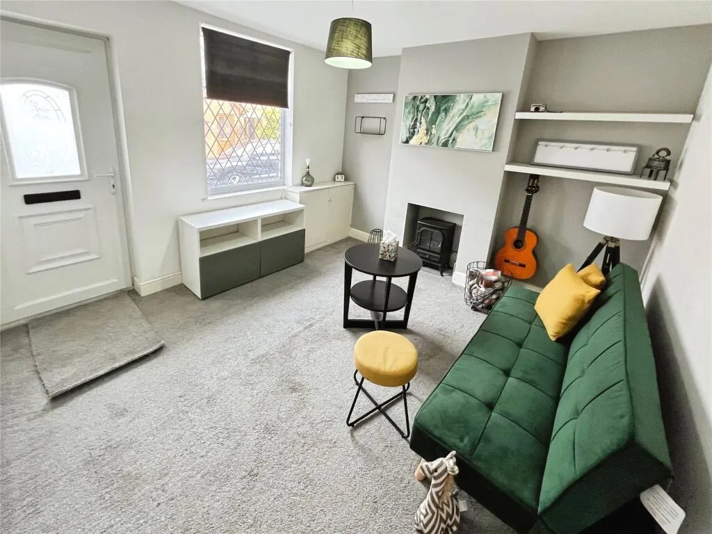 2 bed End of Terrace