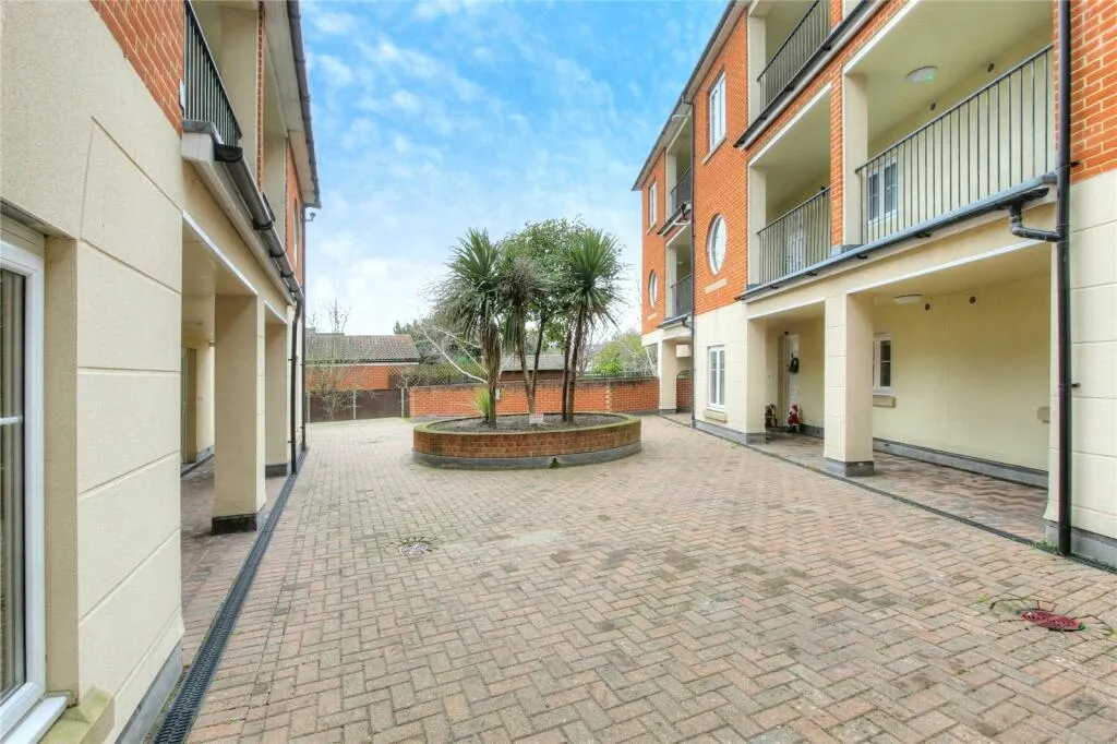 1 bed Apartment