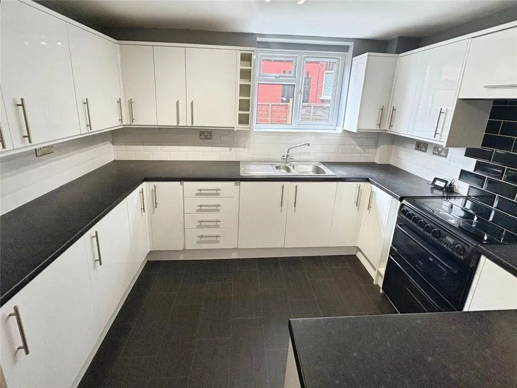 3 bed Semi-Detached