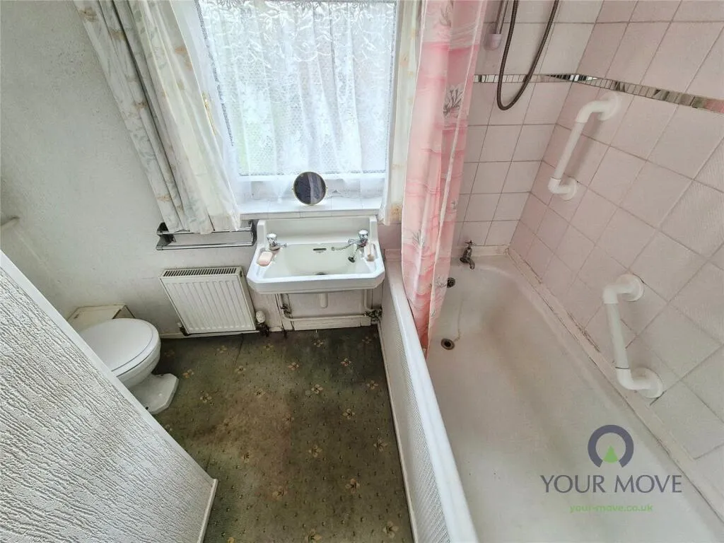2 bed Semi-Detached