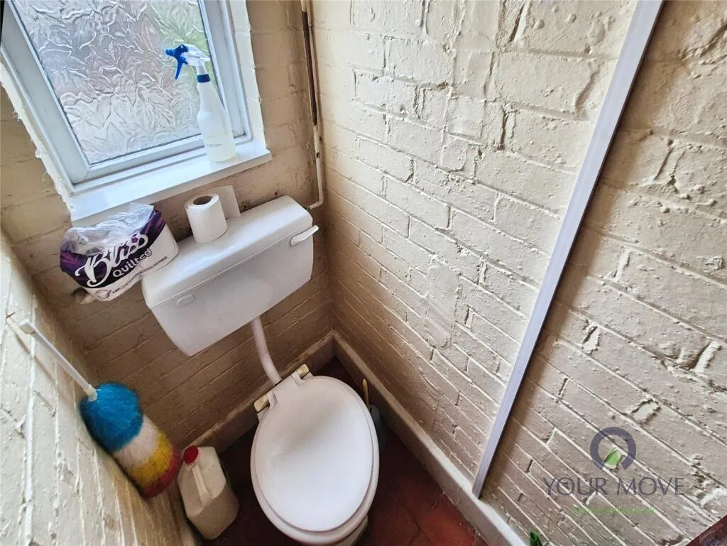 2 bed Semi-Detached