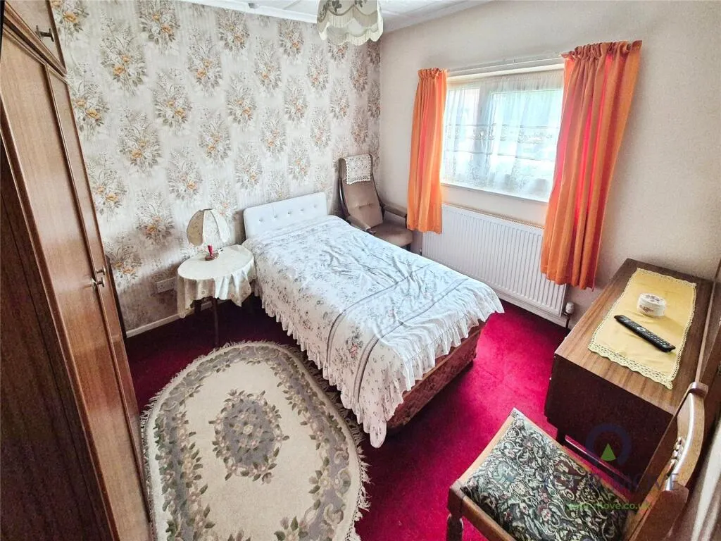 2 bed Semi-Detached
